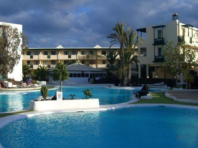 El Trebol Bar & Hotel Only Adults Карбонерас Екстериор снимка